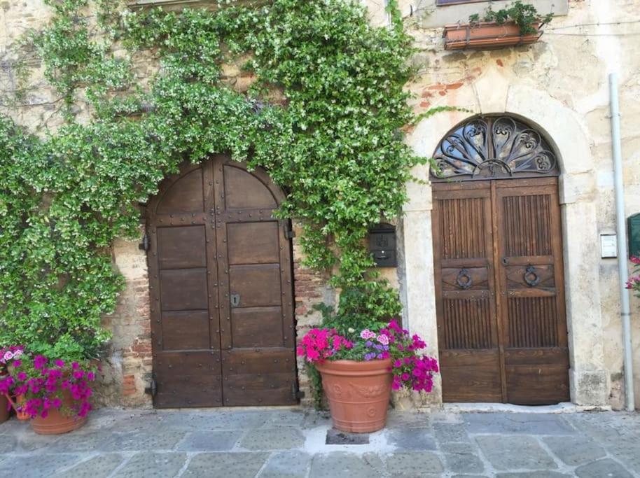 Zauber Im Turm - In Einem Der Schoensten Doerfer Montemerano Ngoại thất bức ảnh